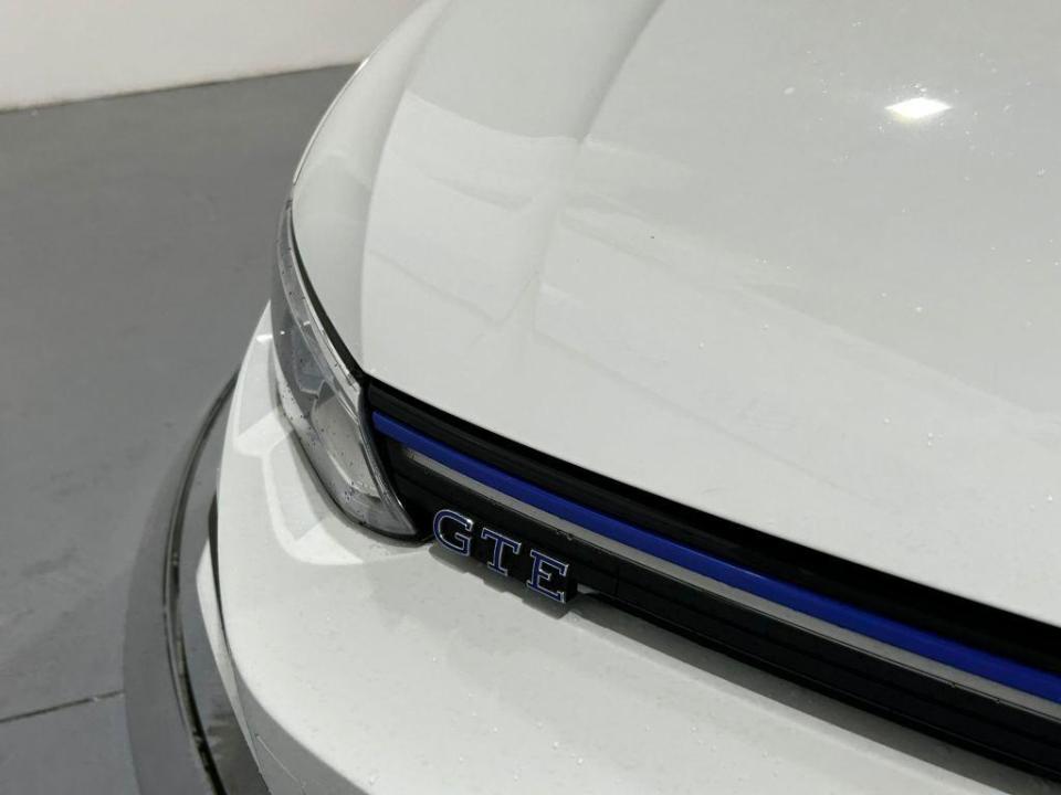 Volkswagen Golf 1.4 TSI eHybrid 150 kW (204 CV) DSG