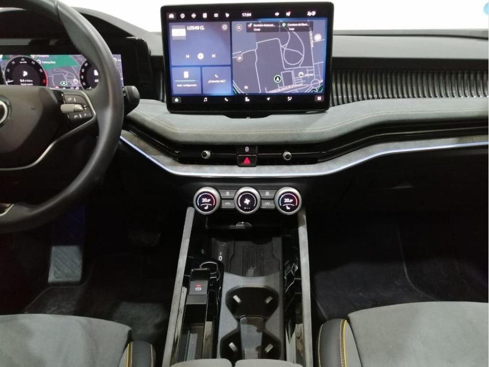 Skoda Superb 1.5 TSI m-HEV Selection DSG 110 kW (150 CV)