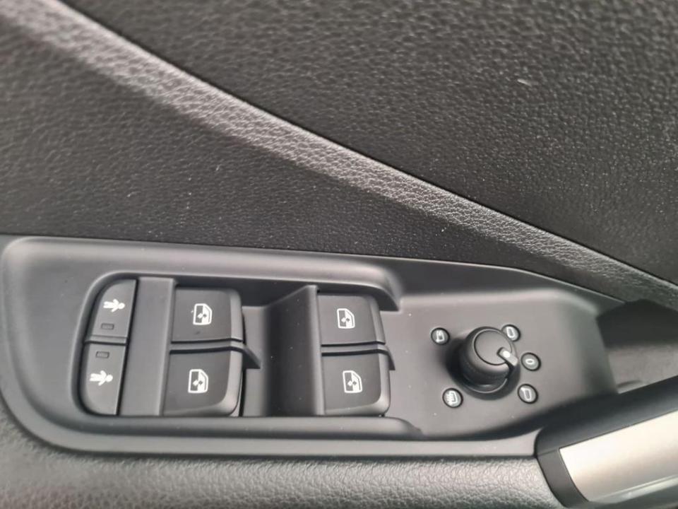 Audi Q2 Advanced 30 TDI 85 kW (116 CV)