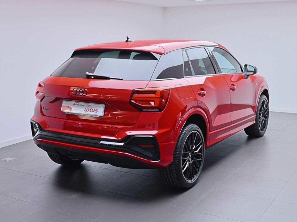 Audi Q2 Adrenalin 30 TDI 85 kW (116 CV) S tronic