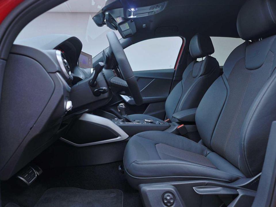 Audi Q2 Adrenalin 30 TDI 85 kW (116 CV) S tronic