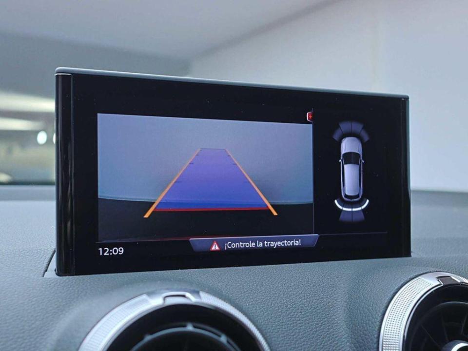 Audi Q2 Adrenalin 30 TDI 85 kW (116 CV) S tronic