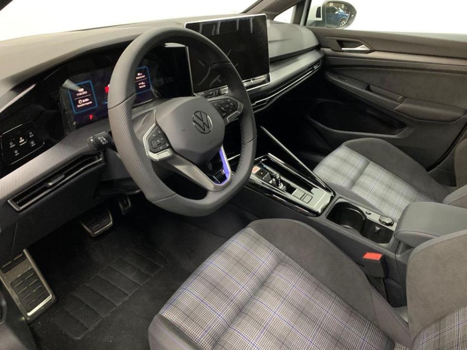 Volkswagen Golf GTE 1.5 PHEV 130kW 200 kW (272 CV) DSG
