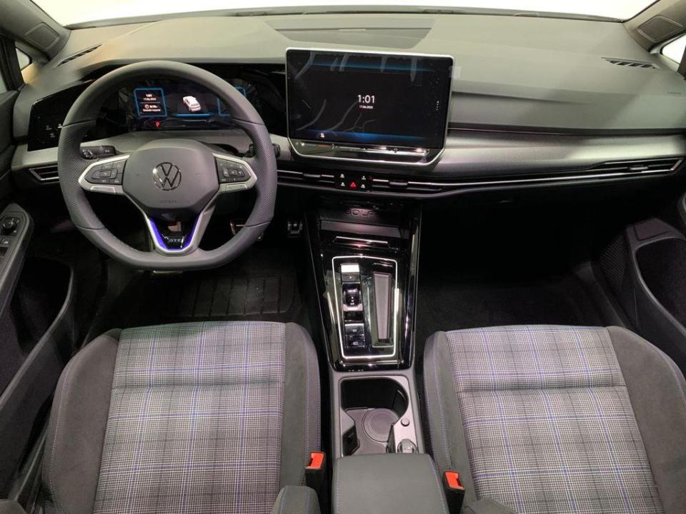 Volkswagen Golf GTE 1.5 PHEV 130kW 200 kW (272 CV) DSG