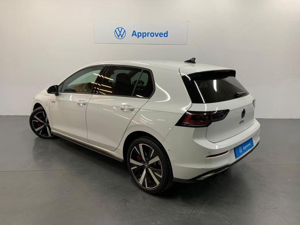 Volkswagen Golf GTE 1.5 PHEV 130kW 200 kW (272 CV) DSG