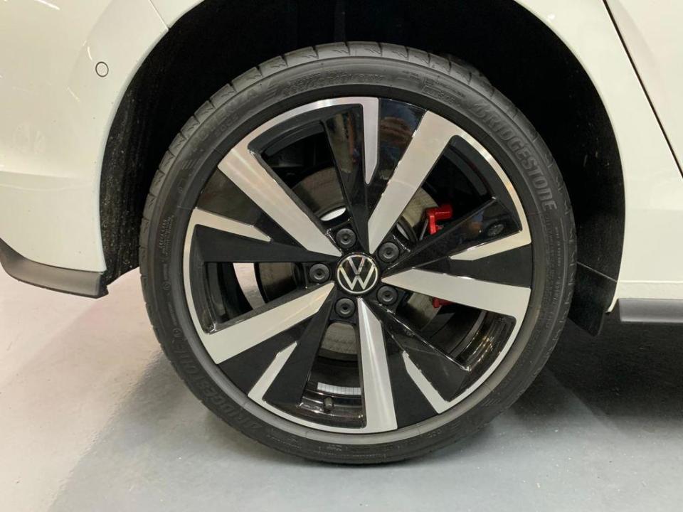 Volkswagen Golf GTE 1.5 PHEV 130kW 200 kW (272 CV) DSG