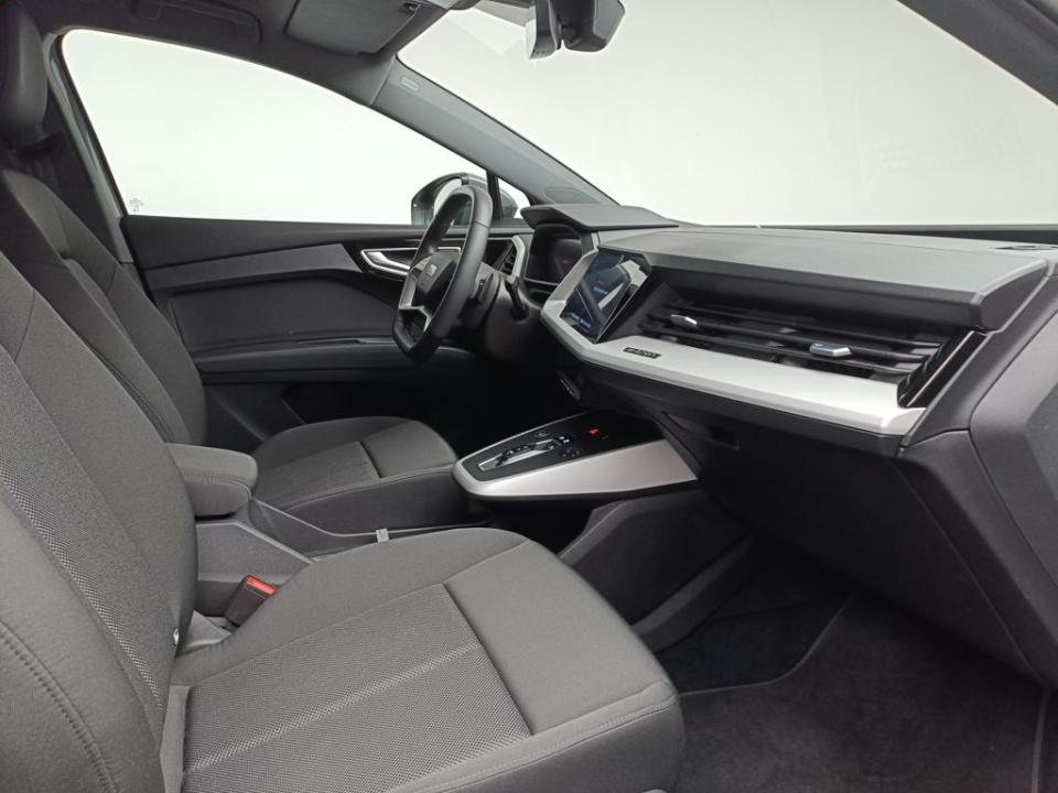 Audi Q4 e-tron Advanced 40 e-tron 150 kW (204 CV)