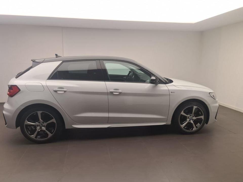 Audi A1 Adrenalin 30 TFSI 81 kW (110 CV) S tronic
