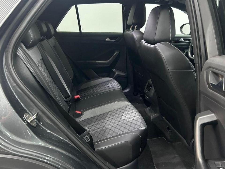 Volkswagen T-Roc R-Line 1.5 TSI 110 kW (150 CV) DSG