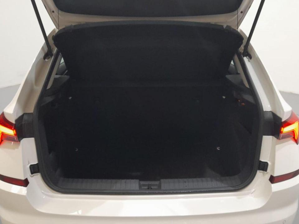 Skoda Kamiq 1.0 TSI Ambition DSG 85 kW (115 CV)