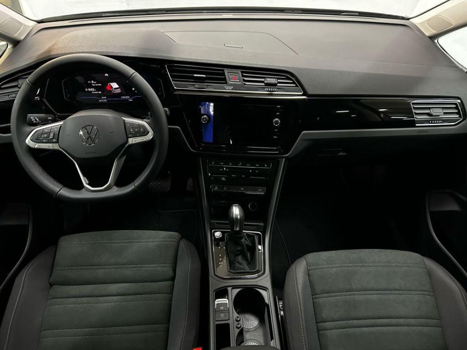 Volkswagen Touran R-Line 1.5 TSI 110 kW (150 CV) DSG