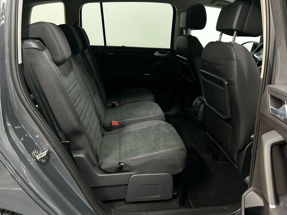 Volkswagen Touran R-Line 1.5 TSI 110 kW (150 CV) DSG