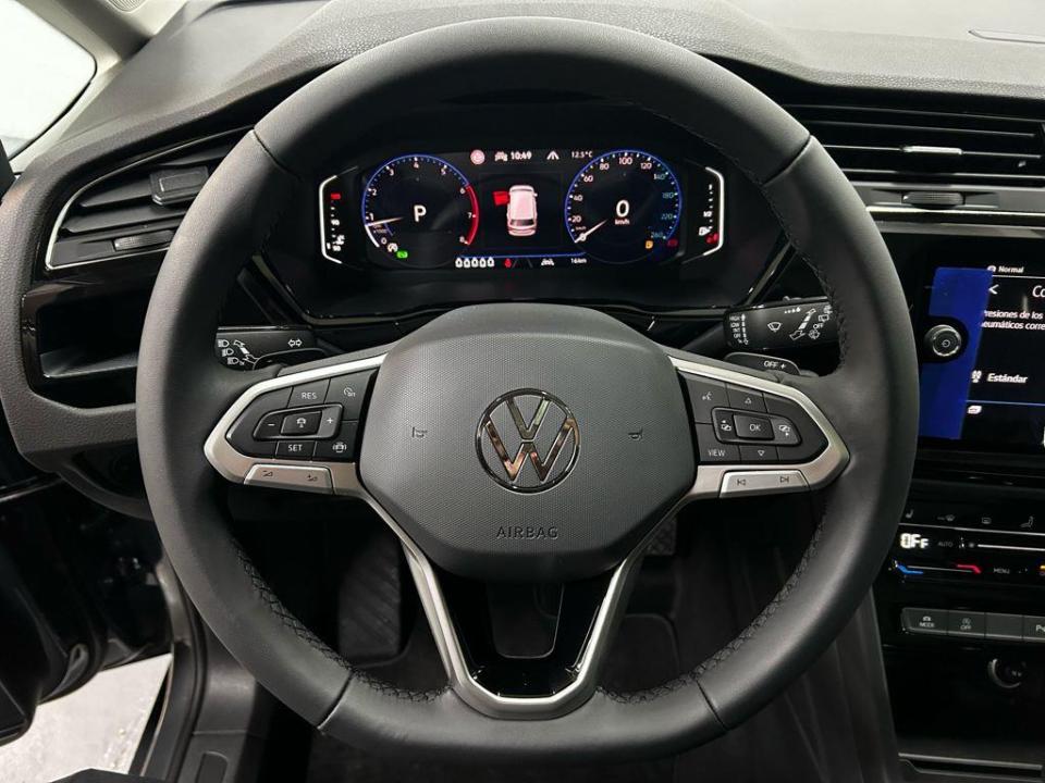 Volkswagen Touran R-Line 1.5 TSI 110 kW (150 CV) DSG