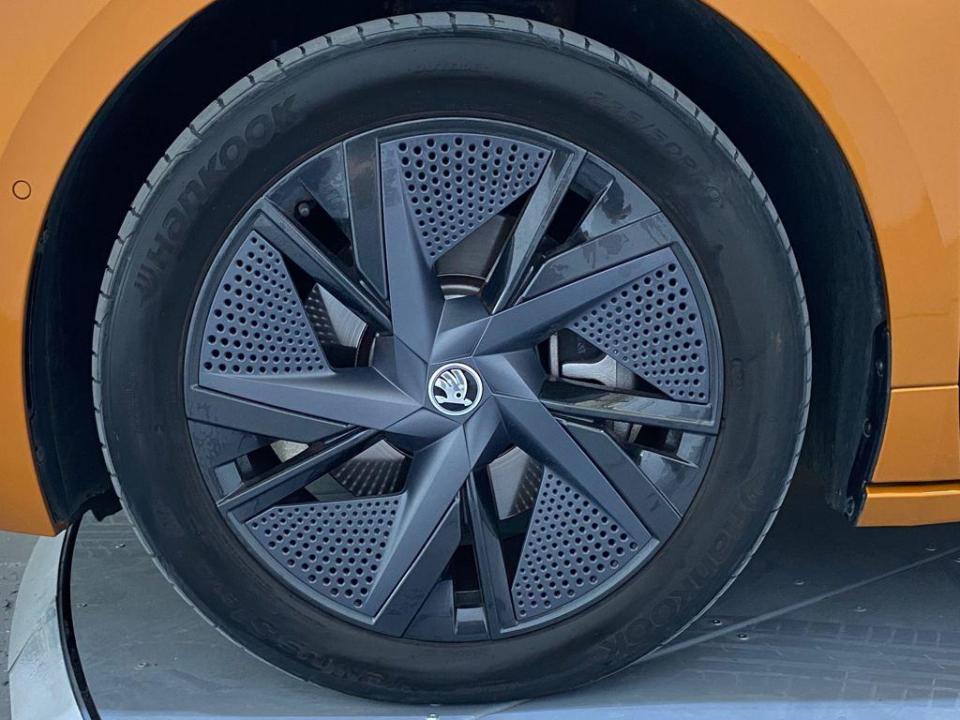 Skoda Enyaq Coupe IV RS 220 kW (300 CV) 82kWh