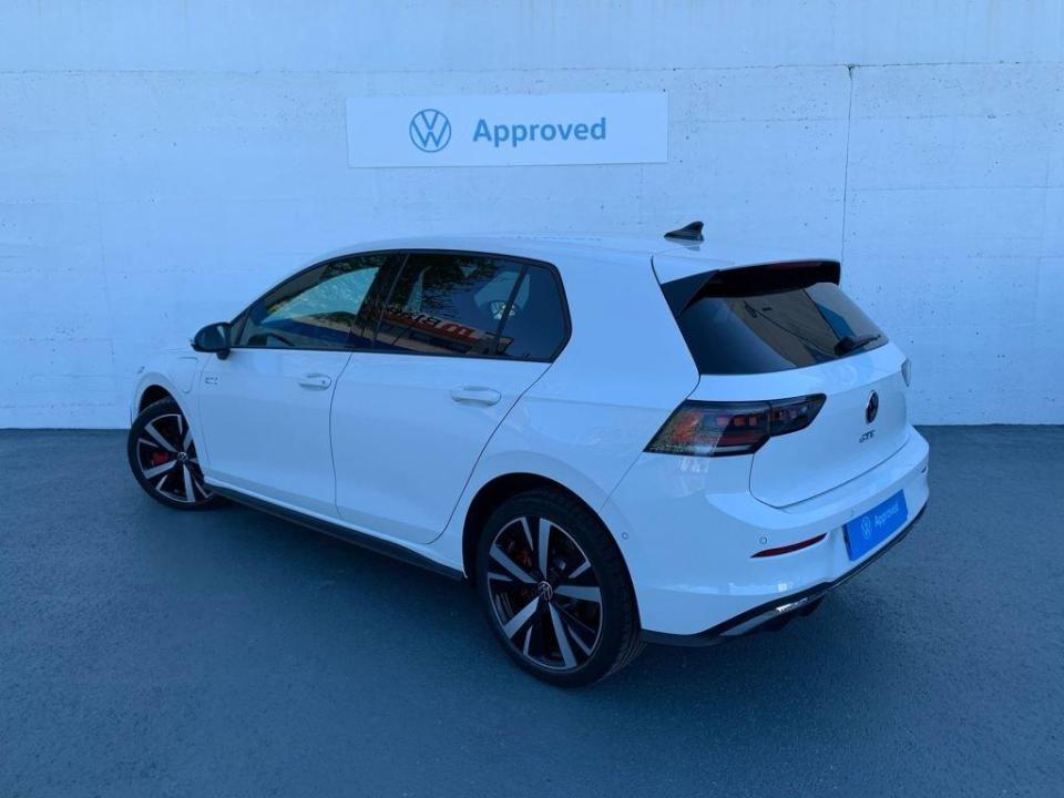 Volkswagen Golf GTE 1.5 PHEV 130kW 200 kW (272 CV) DSG