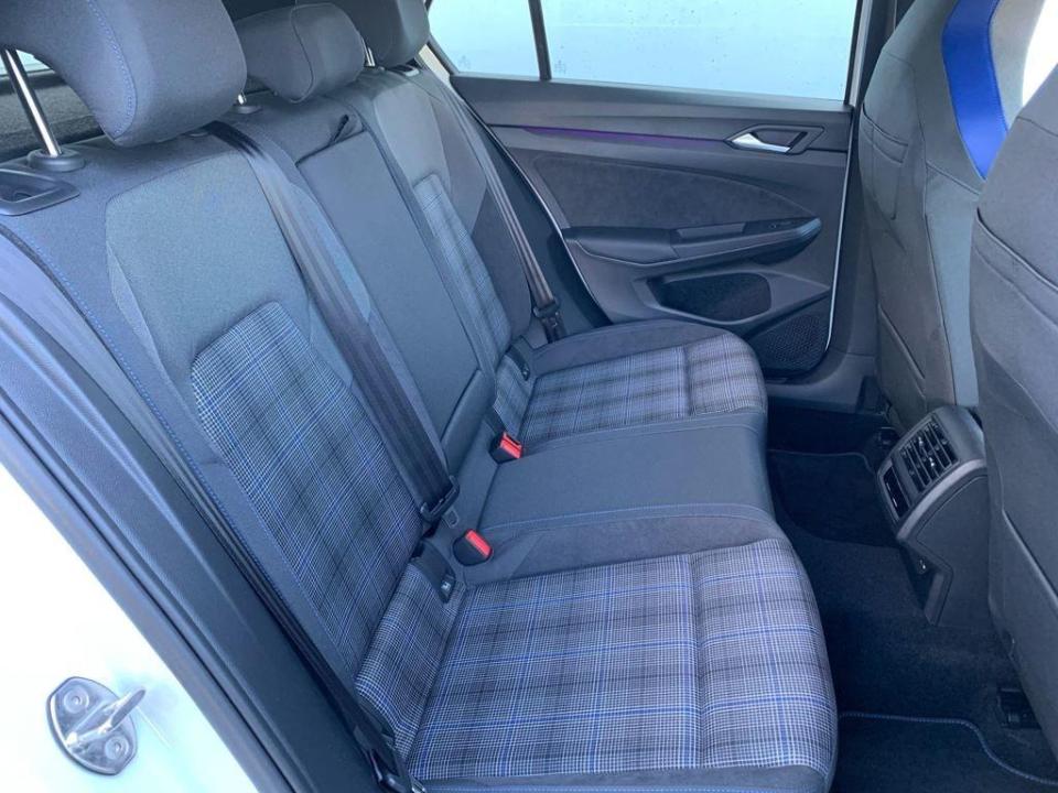 Volkswagen Golf GTE 1.5 PHEV 130kW 200 kW (272 CV) DSG