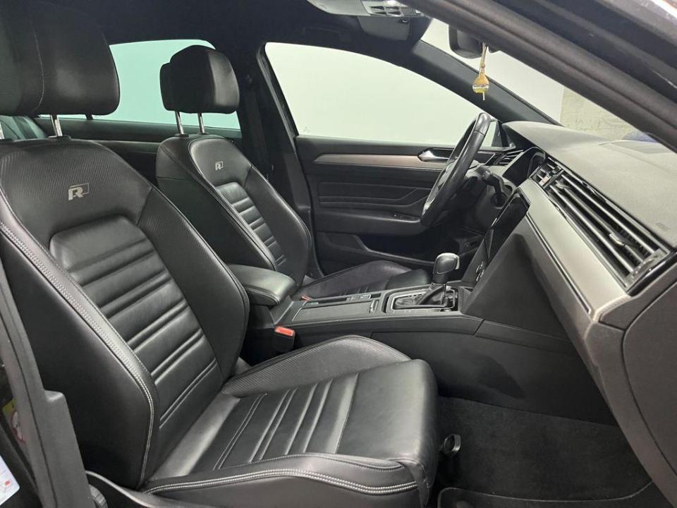 Volkswagen Passat R-Line 2.0 TDI 110 kW (150 CV) DSG