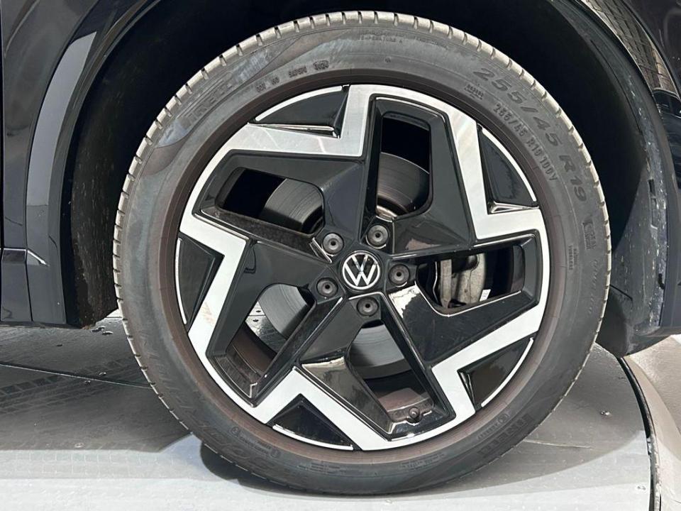 Volkswagen Tiguan R-Line 2.0 TDI 110 kW (150 CV) DSG