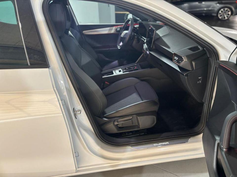 Cupra León 1.5 eTSI Tech Edition DSG 110 kW (150 CV)