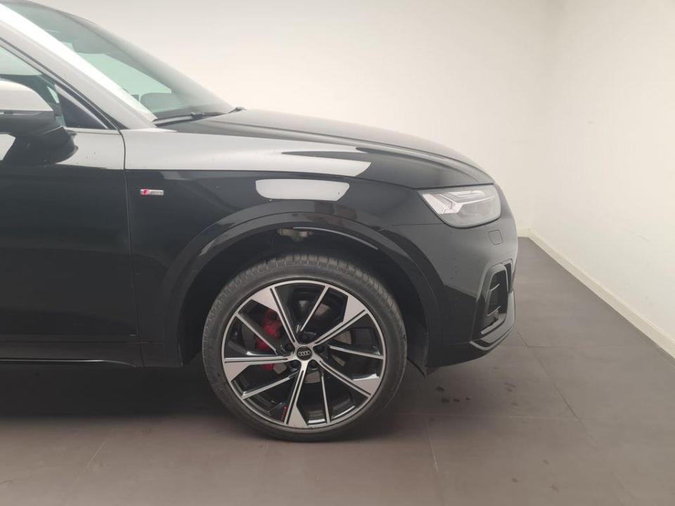Audi Q5 Black line 40 TDI quattro-ultra 150 kW (204 CV) S tronic