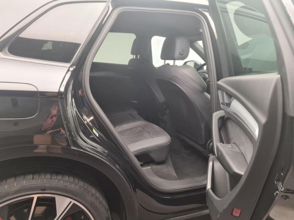 Audi Q5 Black line 40 TDI quattro-ultra 150 kW (204 CV) S tronic