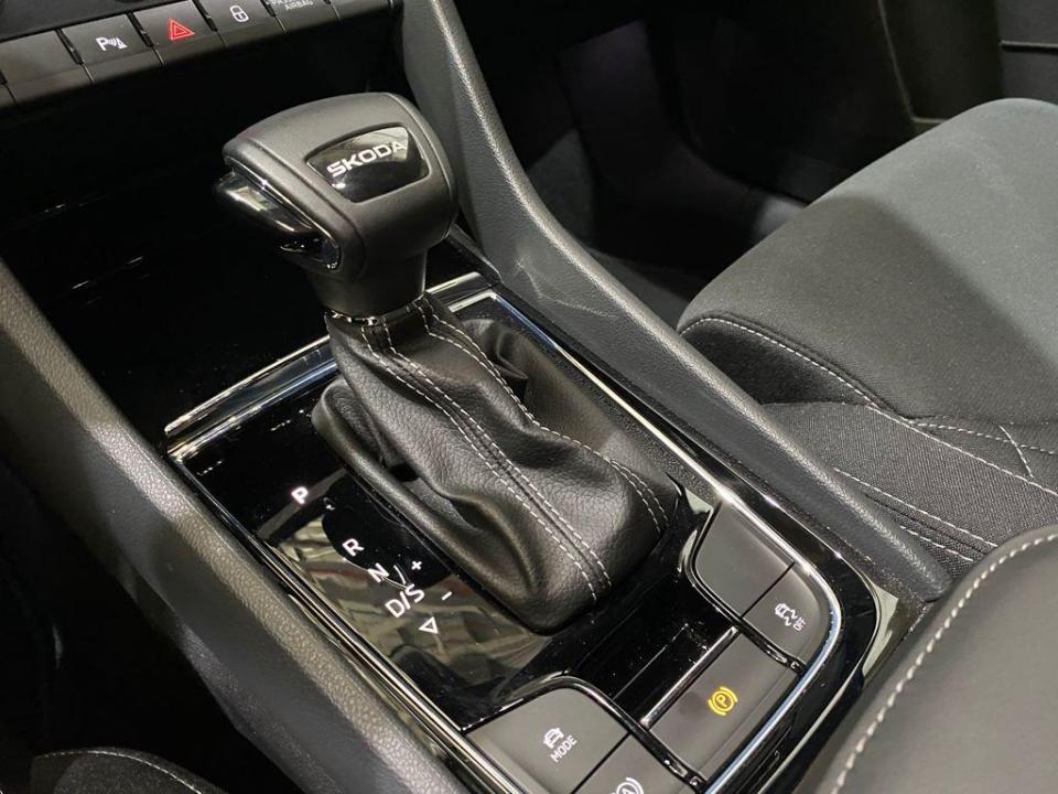 Skoda Karoq 1.5 TSI ACT Sportline DSG 110 kW (150 CV)