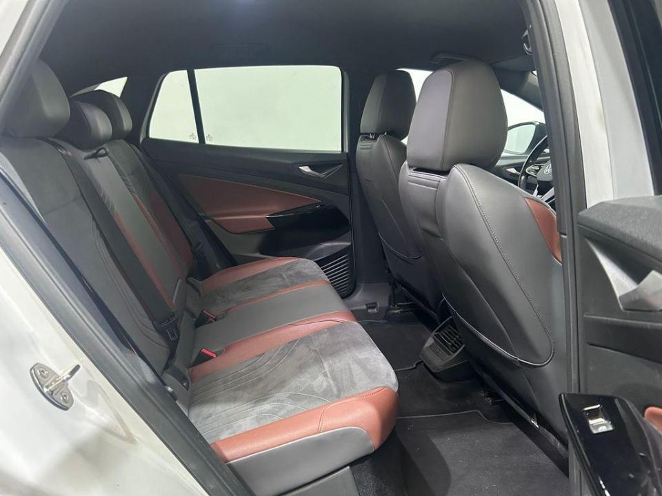 Volkswagen ID.4 1st Automático 150 kW (204 CV)