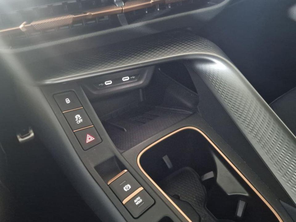 Cupra Terramar 1.5 TSI e-Hybrid DSG 150 kW (204 CV)