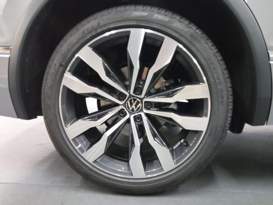 Volkswagen Tiguan Allspace R-Line 2.0 TDI 110 kW (150 CV) DSG