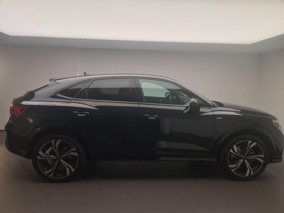 Audi Q3 Sportback TFSIe Black Line 45 TFSI e 180 kW (245 CV) S tronic