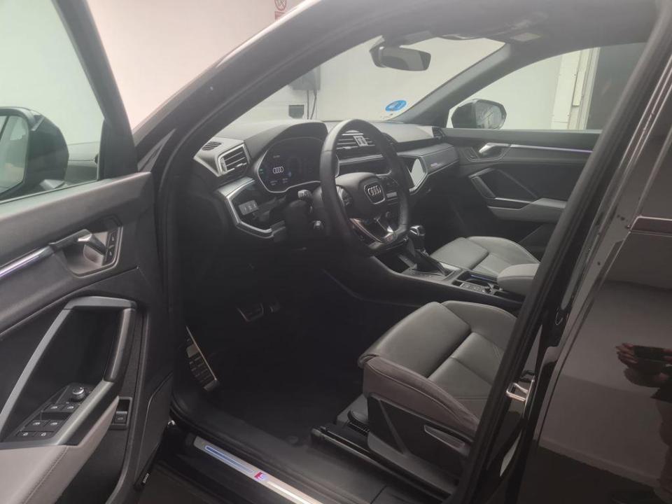 Audi Q3 Sportback TFSIe Black Line 45 TFSI e 180 kW (245 CV) S tronic