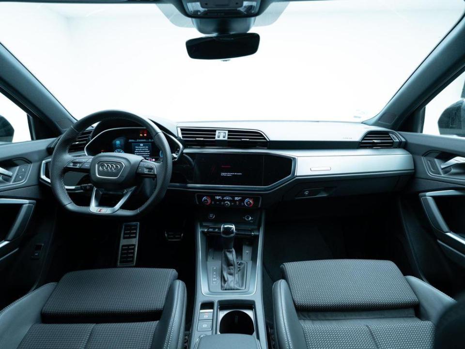 Audi Q3 S line 35 TFSI 110 kW (150 CV) S tronic