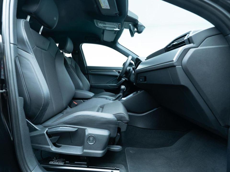 Audi Q3 S line 35 TFSI 110 kW (150 CV) S tronic