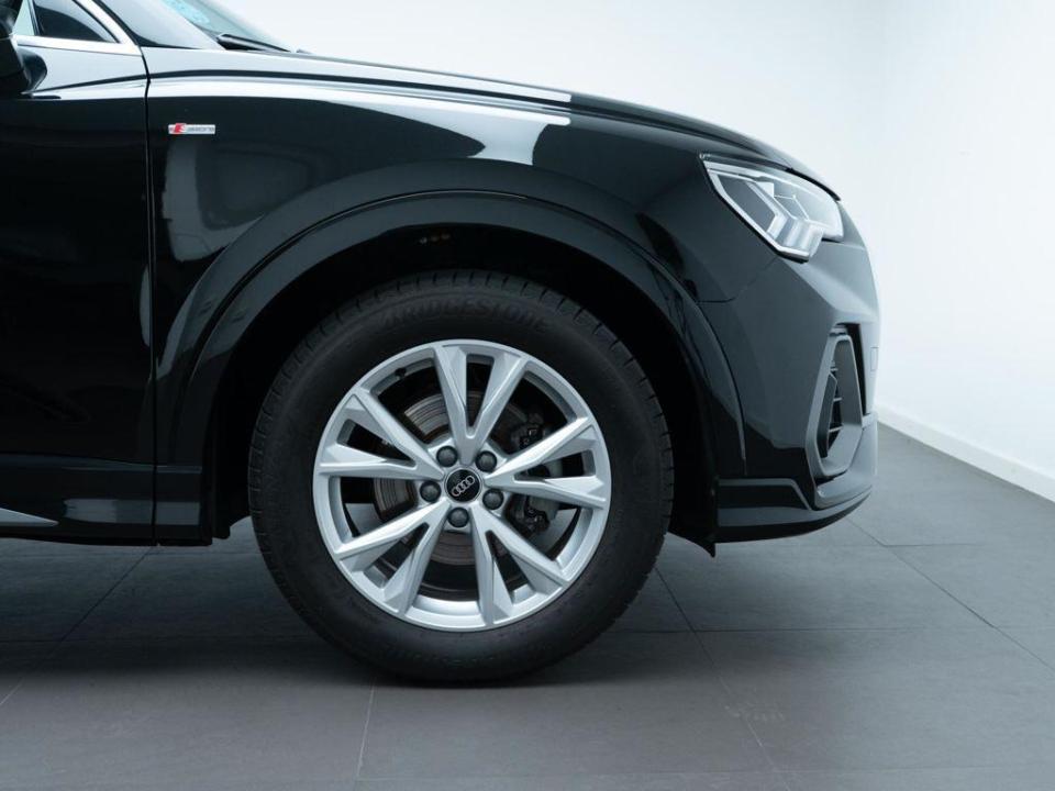 Audi Q3 S line 35 TFSI 110 kW (150 CV) S tronic