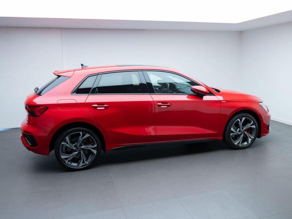 Audi A3 Sportback TFSIe Black line Competition 45 TFSI e 180 kW (245 CV) S tronic