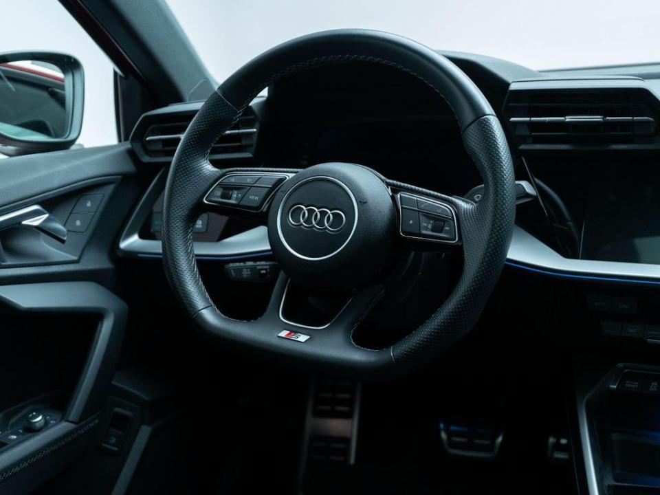 Audi A3 Sportback TFSIe Black line Competition 45 TFSI e 180 kW (245 CV) S tronic