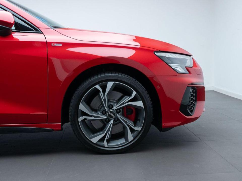 Audi A3 Sportback TFSIe Black line Competition 45 TFSI e 180 kW (245 CV) S tronic