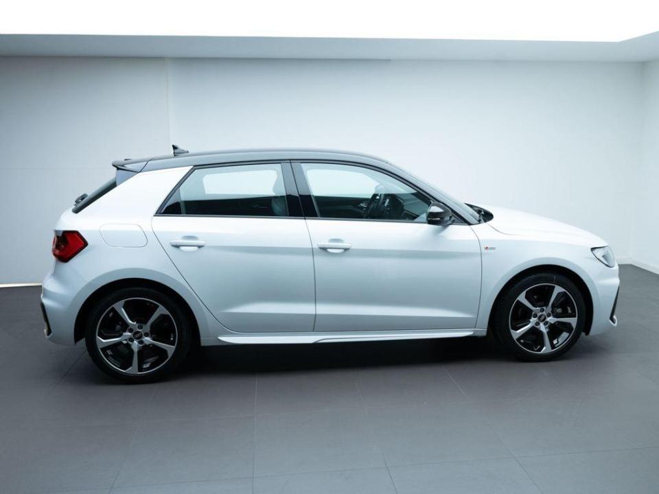 Audi A1 Adrenalin edition 30 TFSI 81 kW (110 CV) S tronic