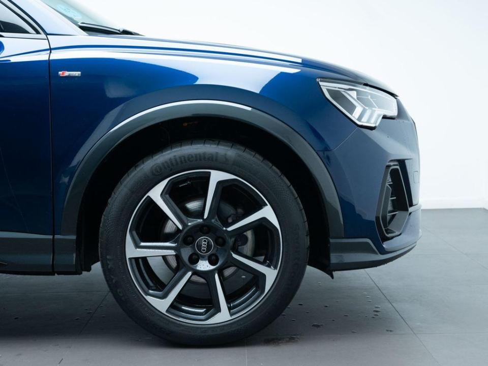 Audi Q3 Black line 35 TFSI 110 kW (150 CV) S tronic