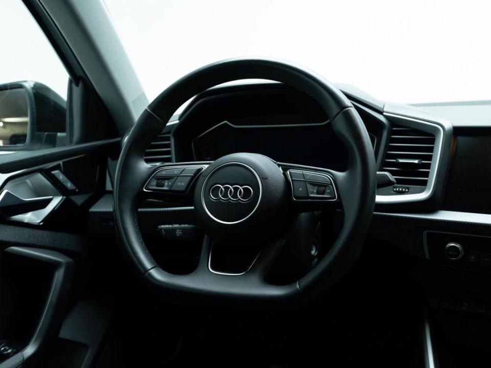 Audi A1 Adrenalin edition 25 TFSI 70 kW (95 CV)