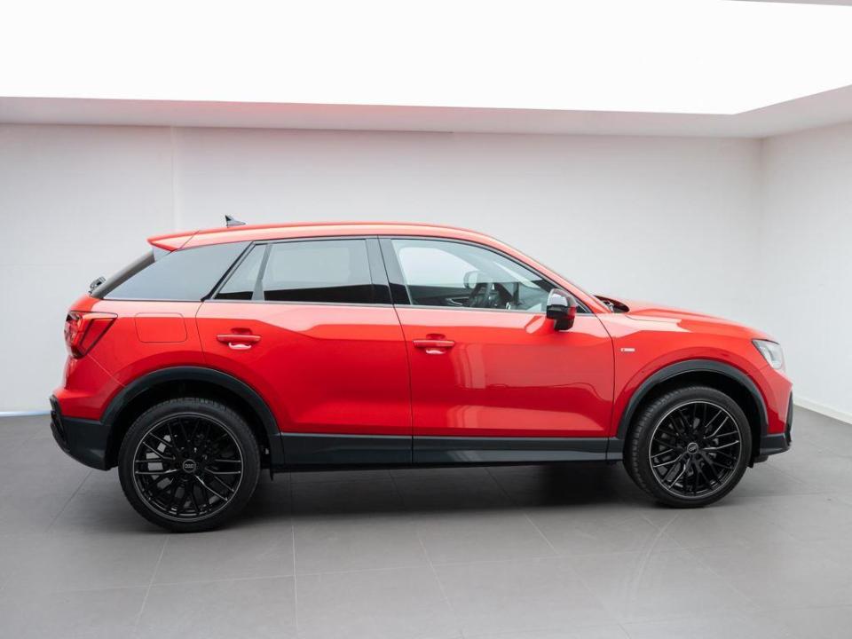 Audi Q2 Adrenalin 35 TFSI 110 kW (150 CV) S tronic