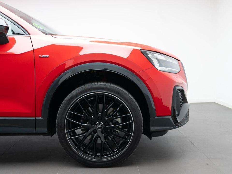 Audi Q2 Adrenalin 35 TFSI 110 kW (150 CV) S tronic