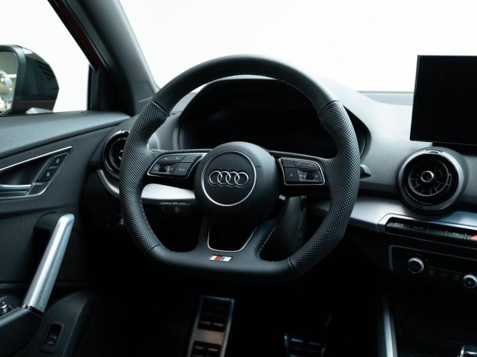 Audi Q2 Adrenalin 35 TFSI 110 kW (150 CV) S tronic