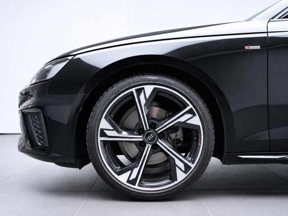Audi A4 Allroad Black limited 35 TDI 120 kW (163 CV) S tronic
