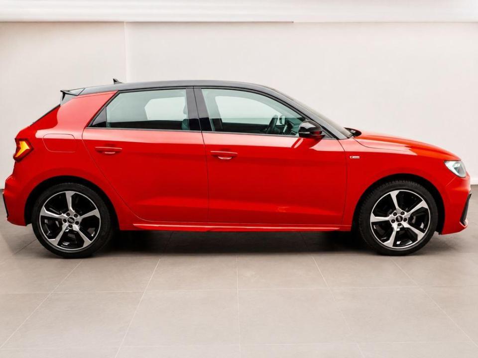 Audi A1 Adrenalin 25 TFSI 70 kW (95 CV)