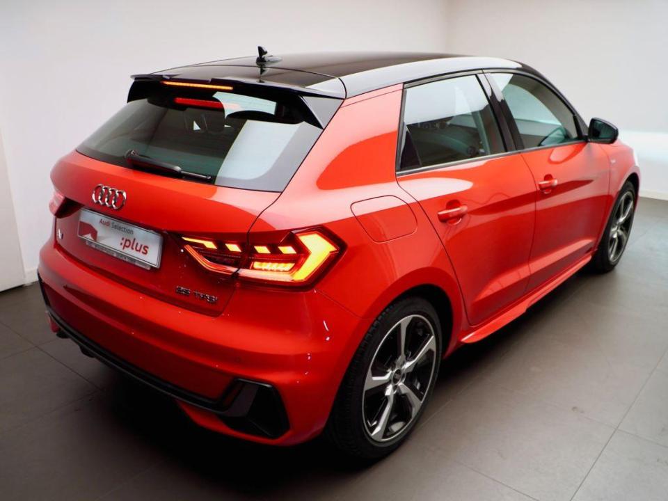Audi A1 Adrenalin 25 TFSI 70 kW (95 CV)