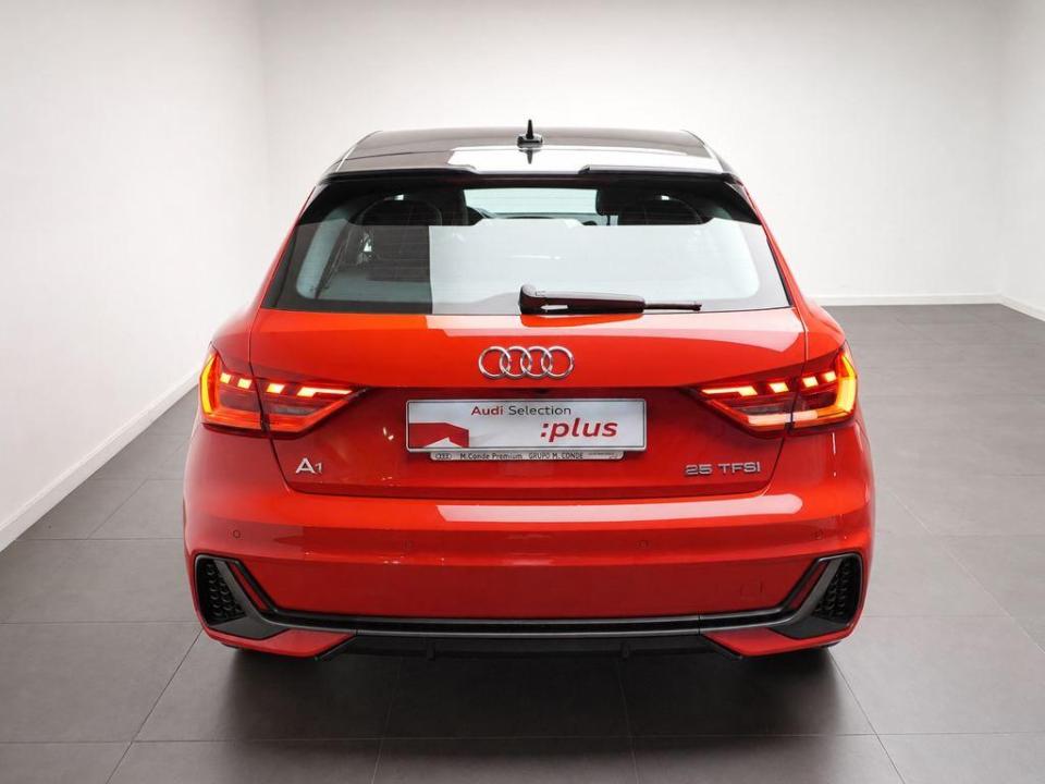 Audi A1 Adrenalin 25 TFSI 70 kW (95 CV)