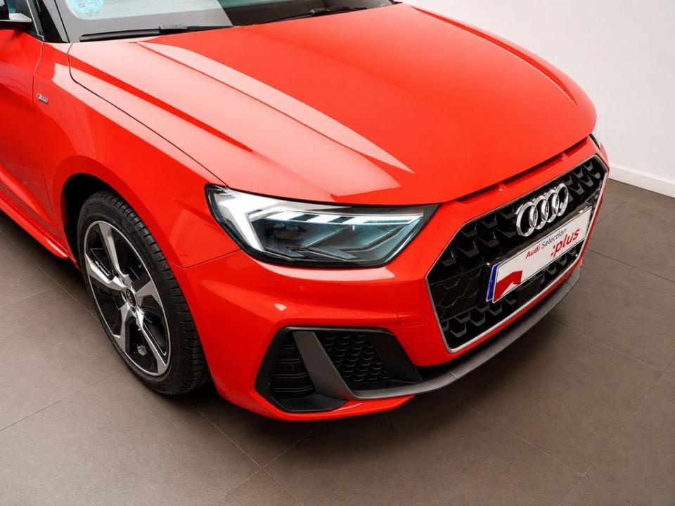 Audi A1 Adrenalin 25 TFSI 70 kW (95 CV)