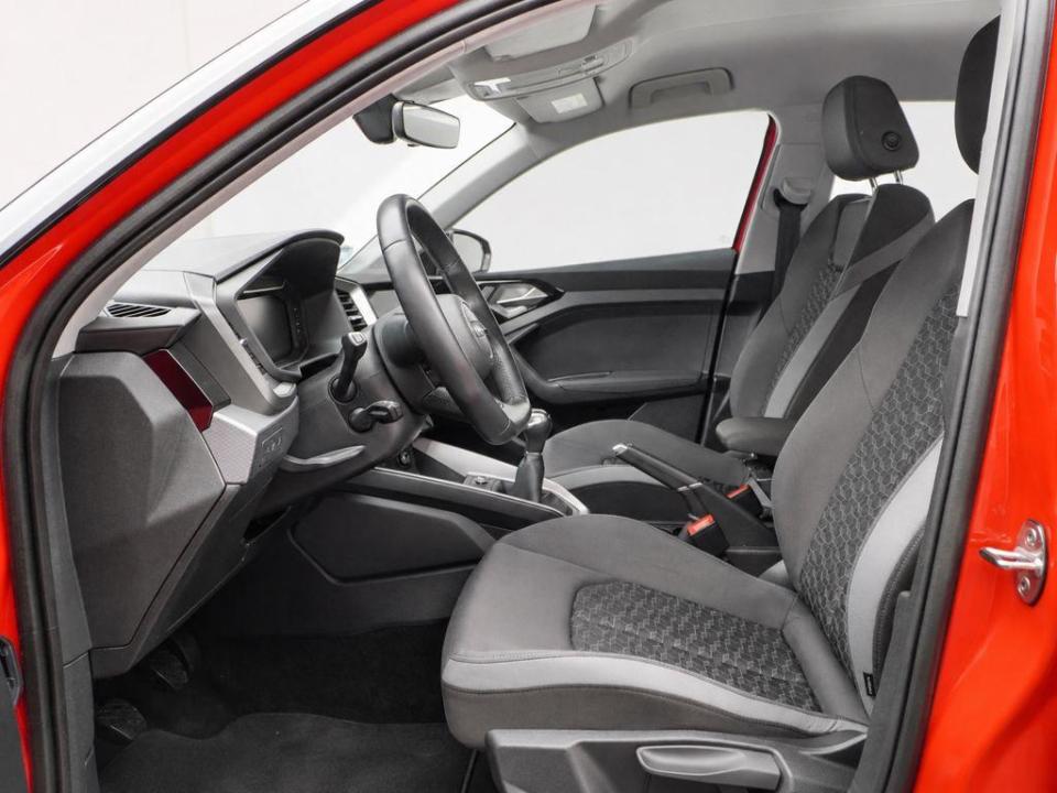 Audi A1 Adrenalin 25 TFSI 70 kW (95 CV)
