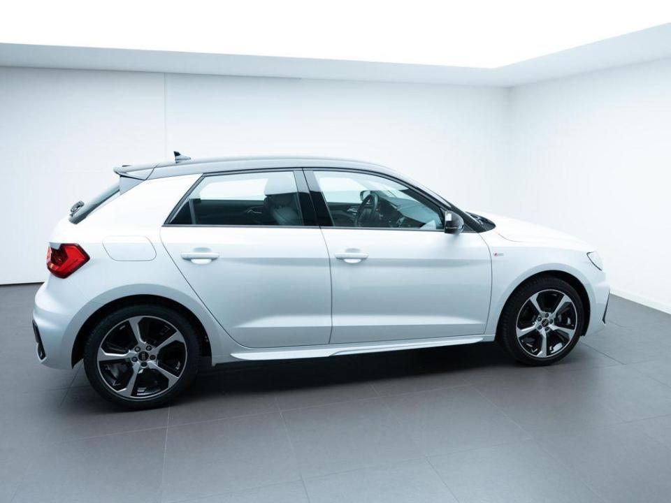 Audi A1 Adrenalin edition 30 TFSI 81 kW (110 CV)